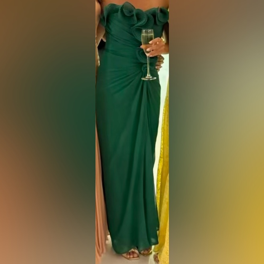 Badgley Mischka Vibrant Green Dress
